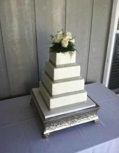 One Belle Bakery Wedding Cake