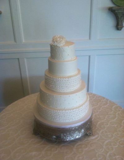 One Belle Bakery Wedding Cake