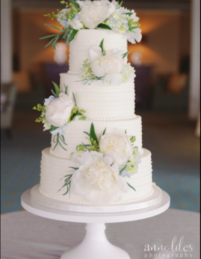 One Belle Bakery Wedding Cake