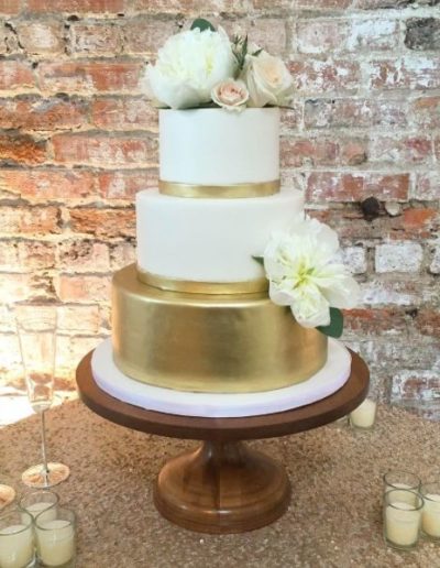 One Belle Bakery Wedding Cake