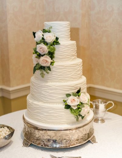 One Belle Bakery Wedding Cake