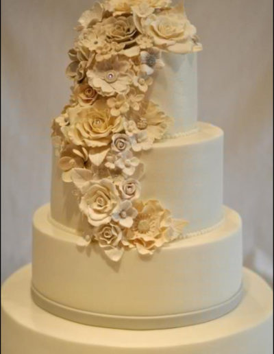 One Belle Bakery Wedding Cake