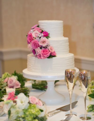 One Belle Bakery Wedding Cake