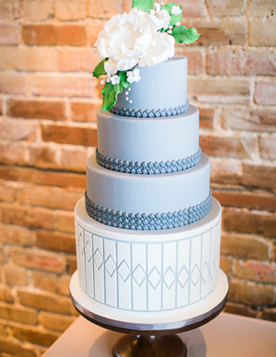Wilmington, Courtyard and Cobblestones, Wedding Cake, Gray Wedding Cake, Sugar Flowers